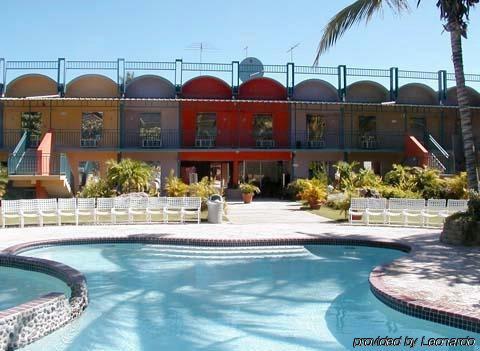 Quality Inn El Tuque Ponce Eksteriør billede