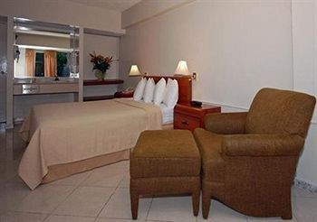 Quality Inn El Tuque Ponce Eksteriør billede