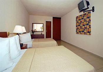 Quality Inn El Tuque Ponce Eksteriør billede