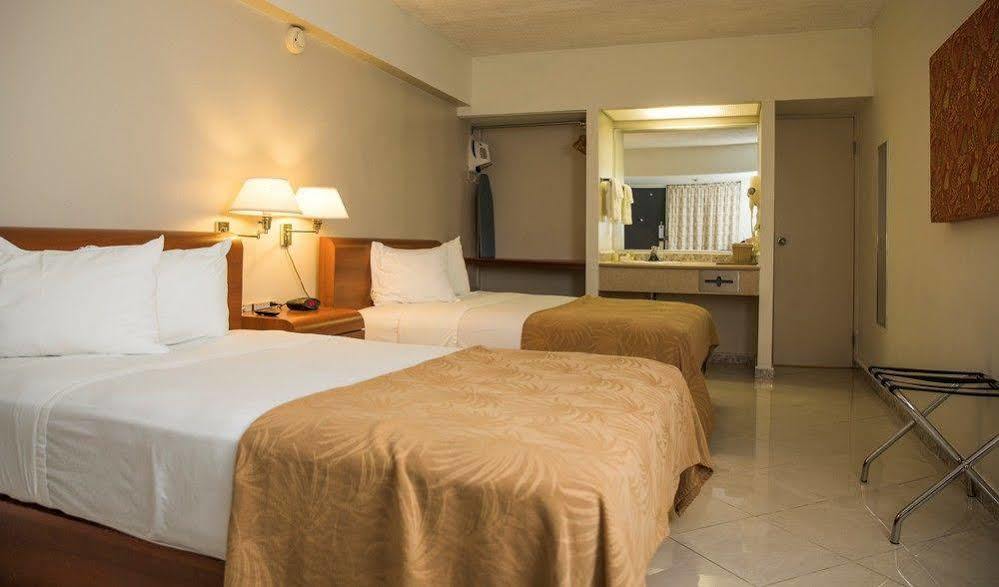 Quality Inn El Tuque Ponce Eksteriør billede